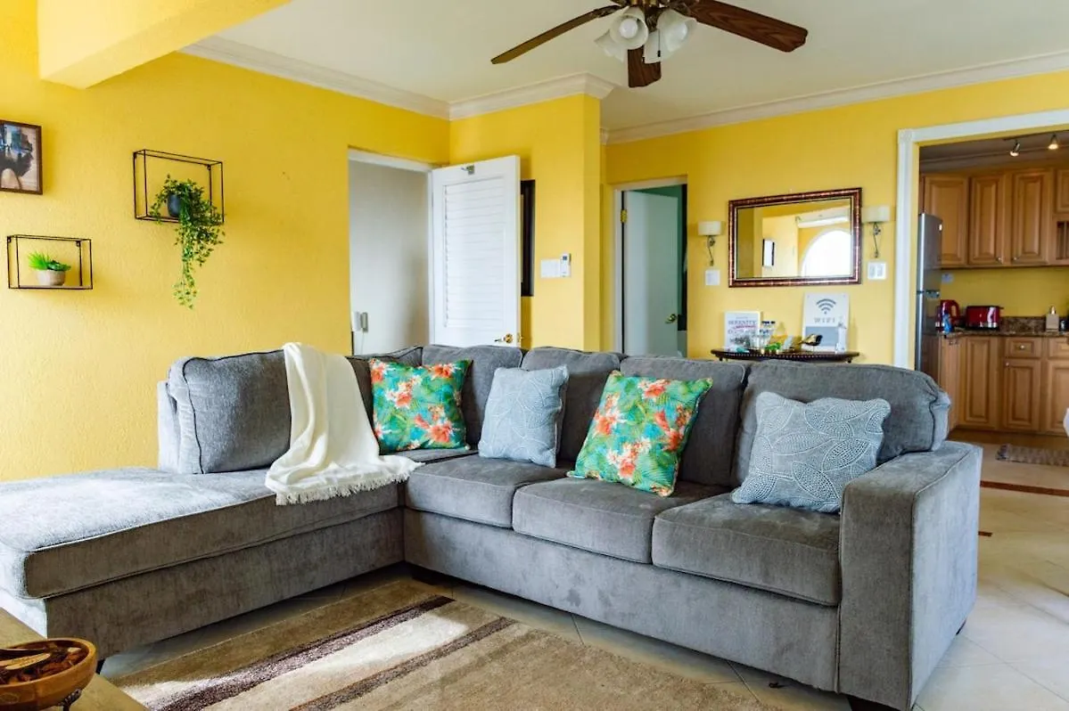 Columbus Heights Hideaway -Stunning Oceanview Condo Ocho Rios
