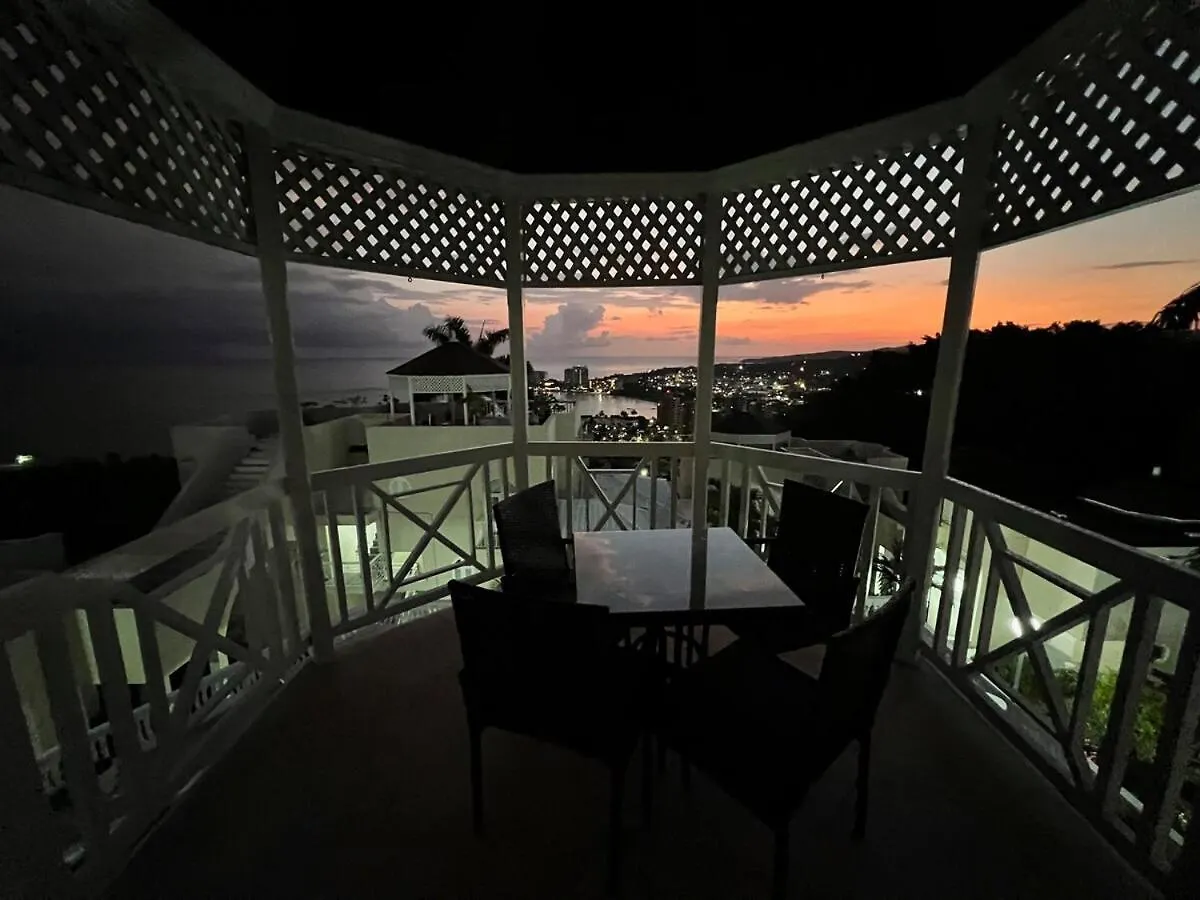 Columbus Heights Hideaway -Stunning Oceanview Condo Ocho Rios 0*,  Jamaica