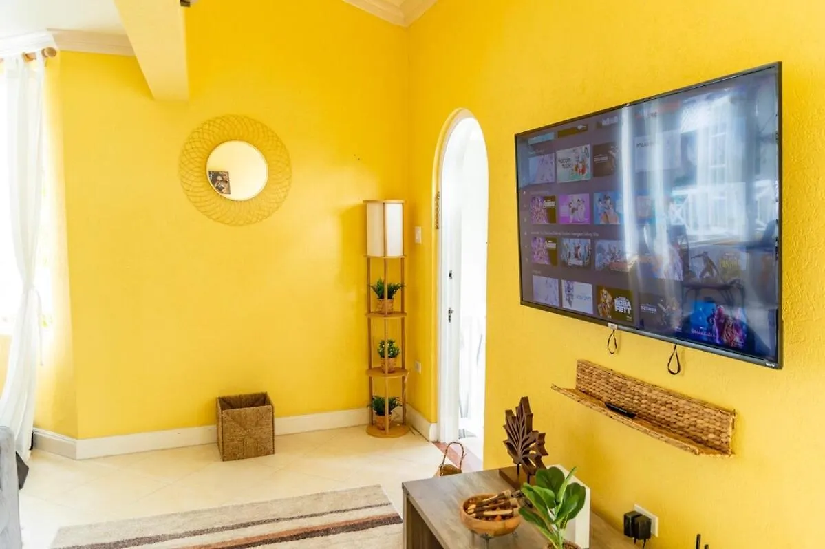 Casa de Férias Columbus Heights Hideaway -Stunning Oceanview Condo Ocho Rios