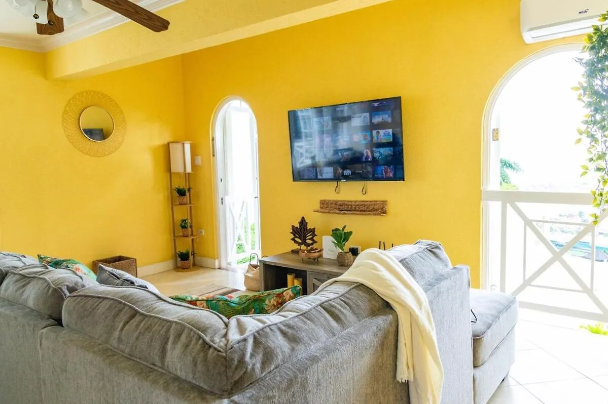 Casa de Férias Columbus Heights Hideaway -Stunning Oceanview Condo Ocho Rios